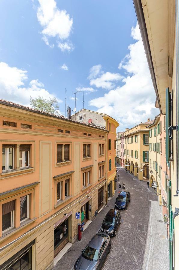 Petroni Apartment ボローニャ エクステリア 写真
